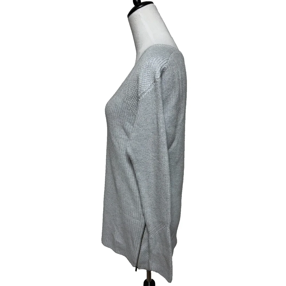 Cabi Sweater Womens Medium Gray‎ V-Neck Side Zippers Soft Pullover